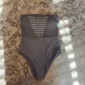 Grey Aerie Strapless Bathing Suit